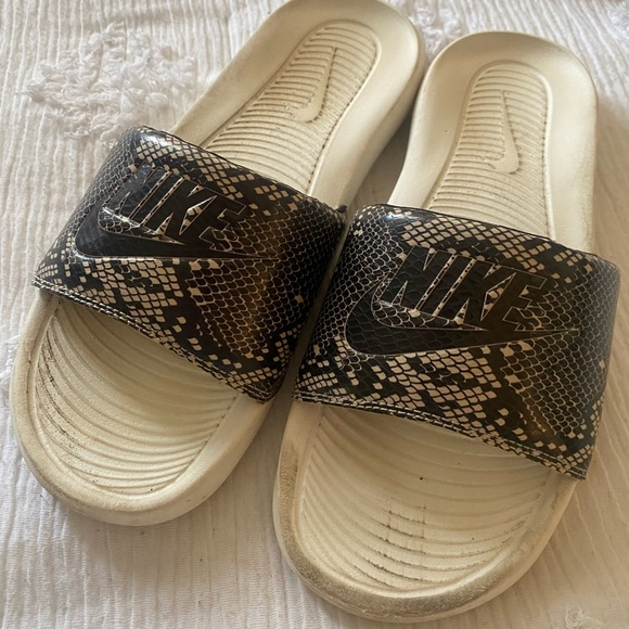 snakeskin nike slides